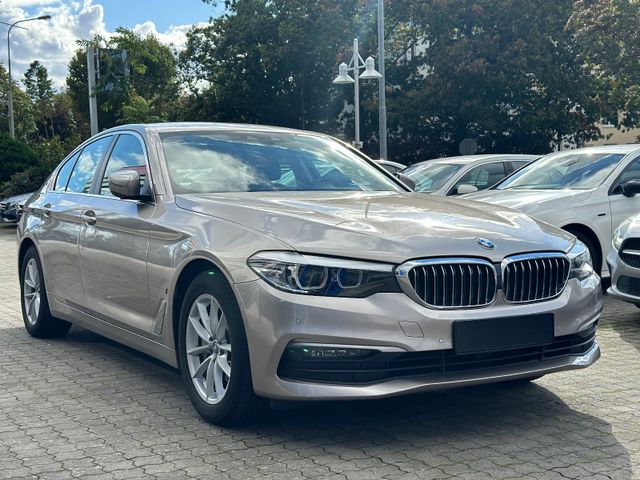 BMW 530e Aut. * 1.Hand * Navigation *Kamera * LED *