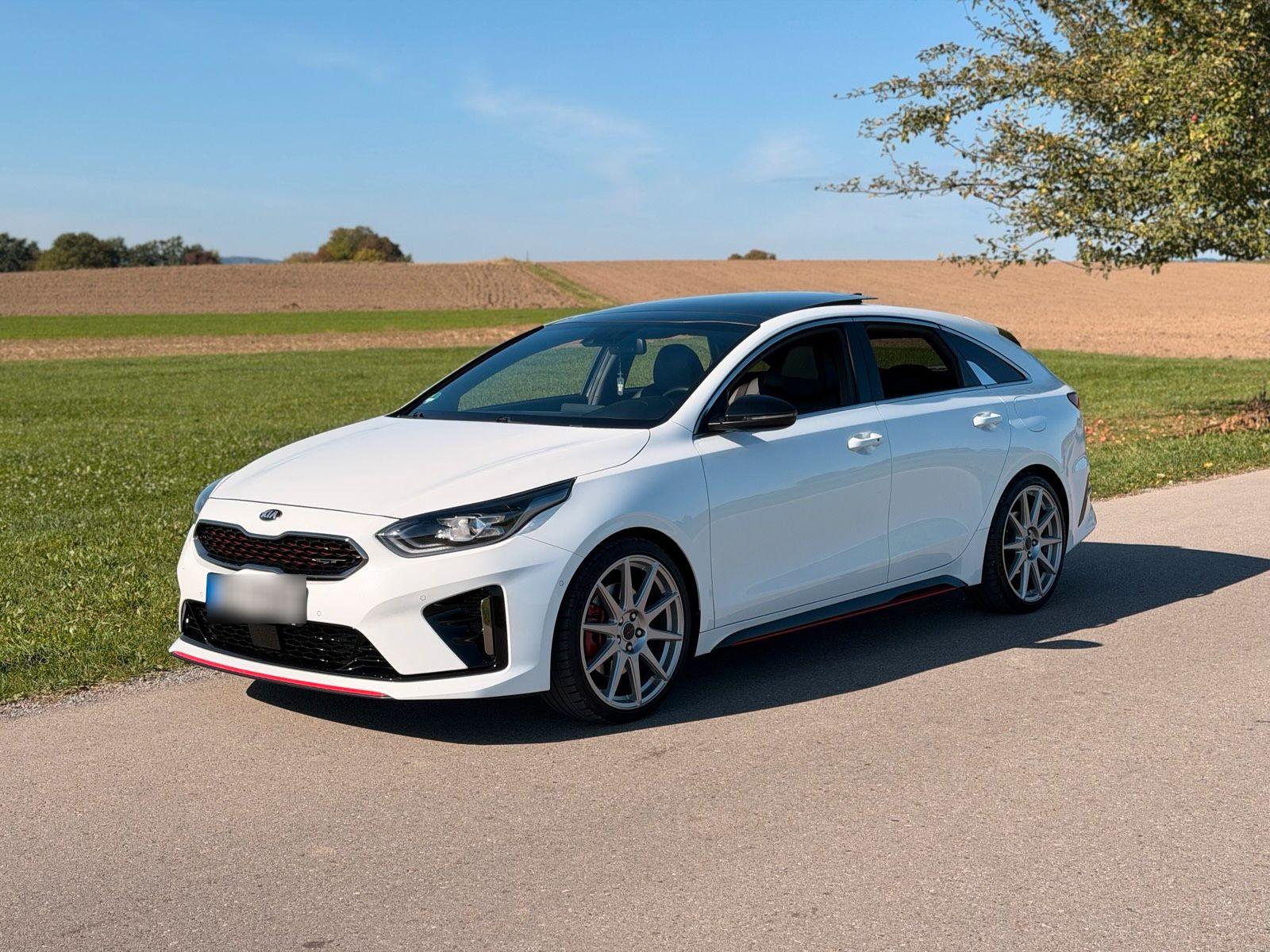 Kia Andere