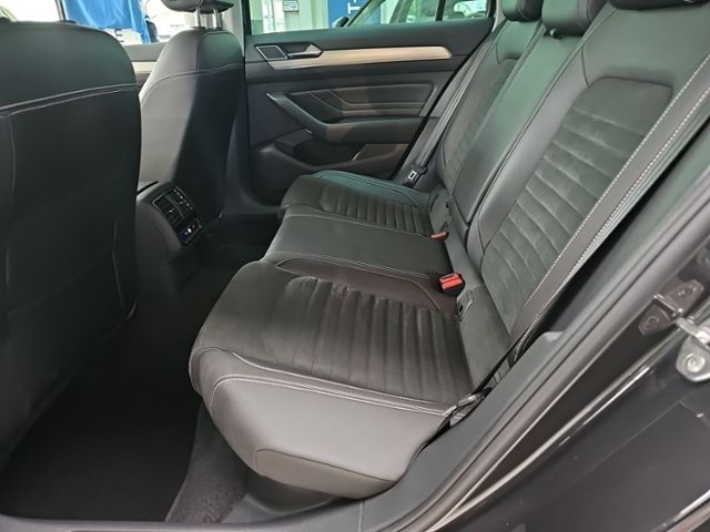Fahrzeugabbildung Volkswagen Passat Variant 2.0 TDI DSG Elegance NAVI LED-MAT