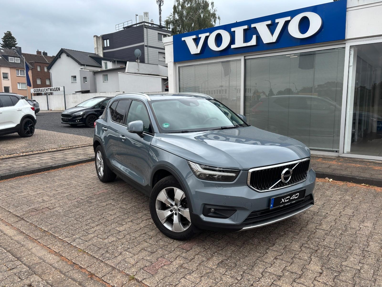 Volvo XC40 B4 Momentum Pro Harman&Kardon