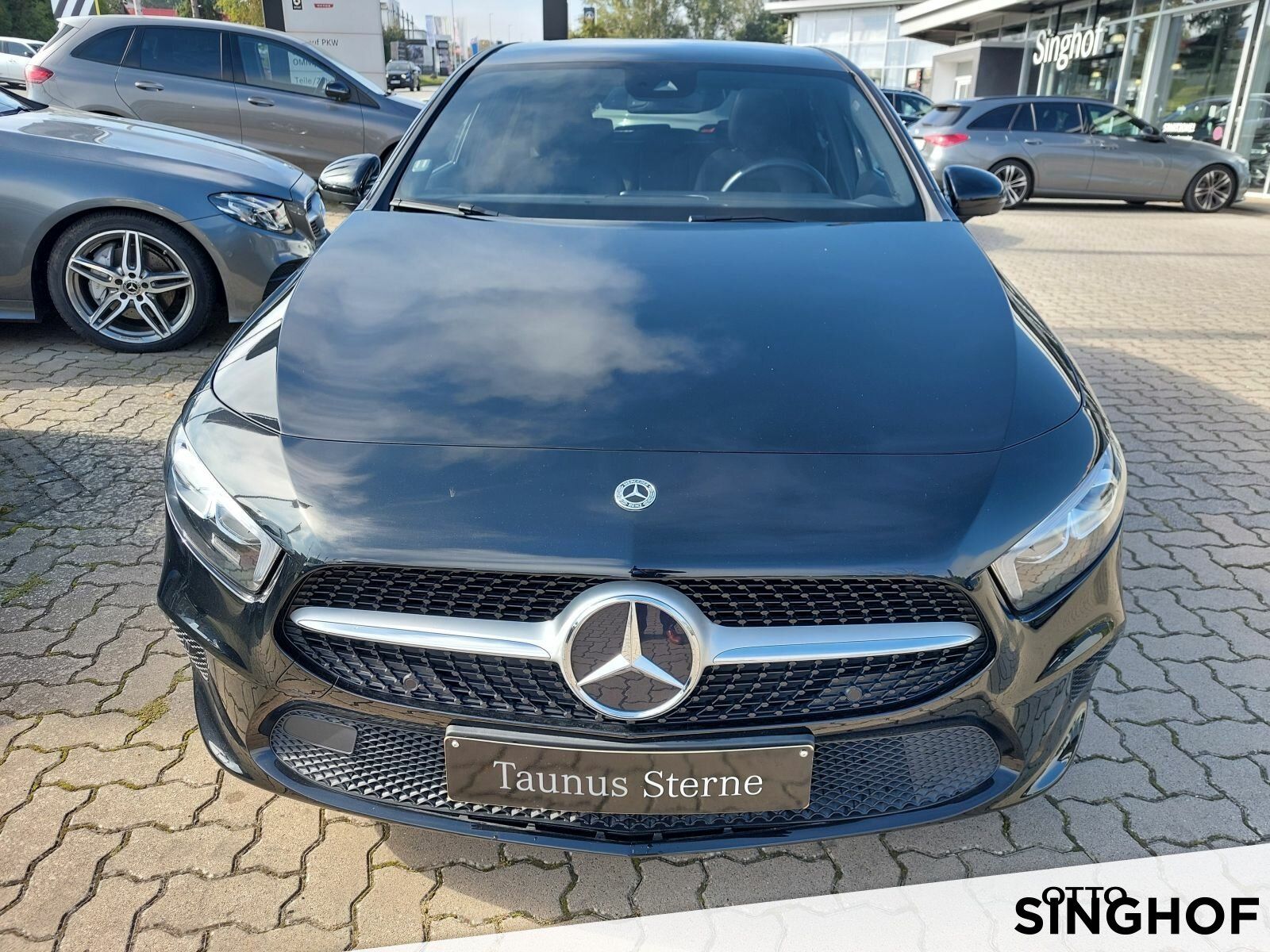 Fahrzeugabbildung Mercedes-Benz A 200 Progressive Pano+AHK+LED+Memory Sitze+TOTW