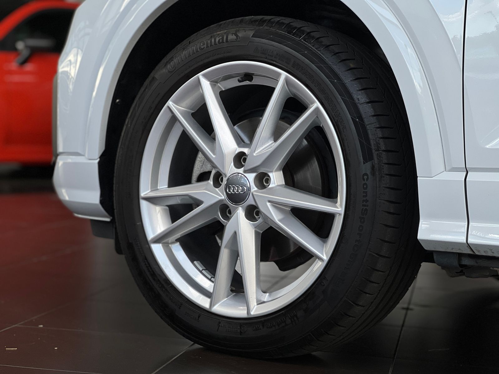 Fahrzeugabbildung Audi Q2 35 TFSI S-Tronic S Line PANO SHZ LED NAVI