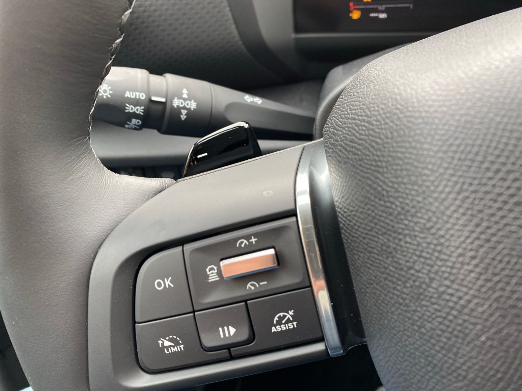 Fahrzeugabbildung Citroën C4 Benziner 130 Automatik MAX *Winter-Paket*