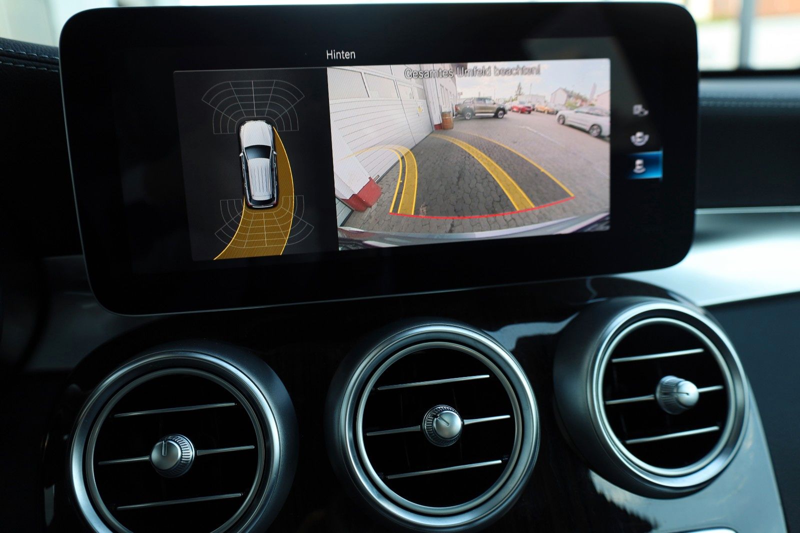 Fahrzeugabbildung Mercedes-Benz GLC 300de 4Matic,T.Leder,Navi,LED,Kamera,PanDach