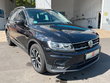 Volkswagen Tiguan - 3