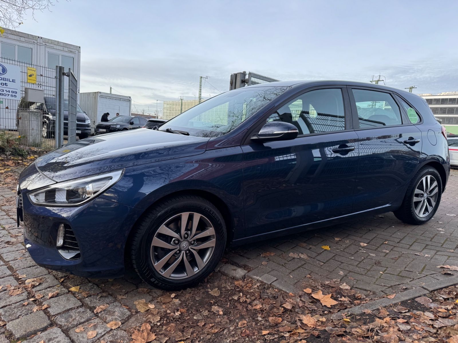 Fahrzeugabbildung Hyundai i30 Trend*NAVI*CAM*SHZ*TEMPO*BT