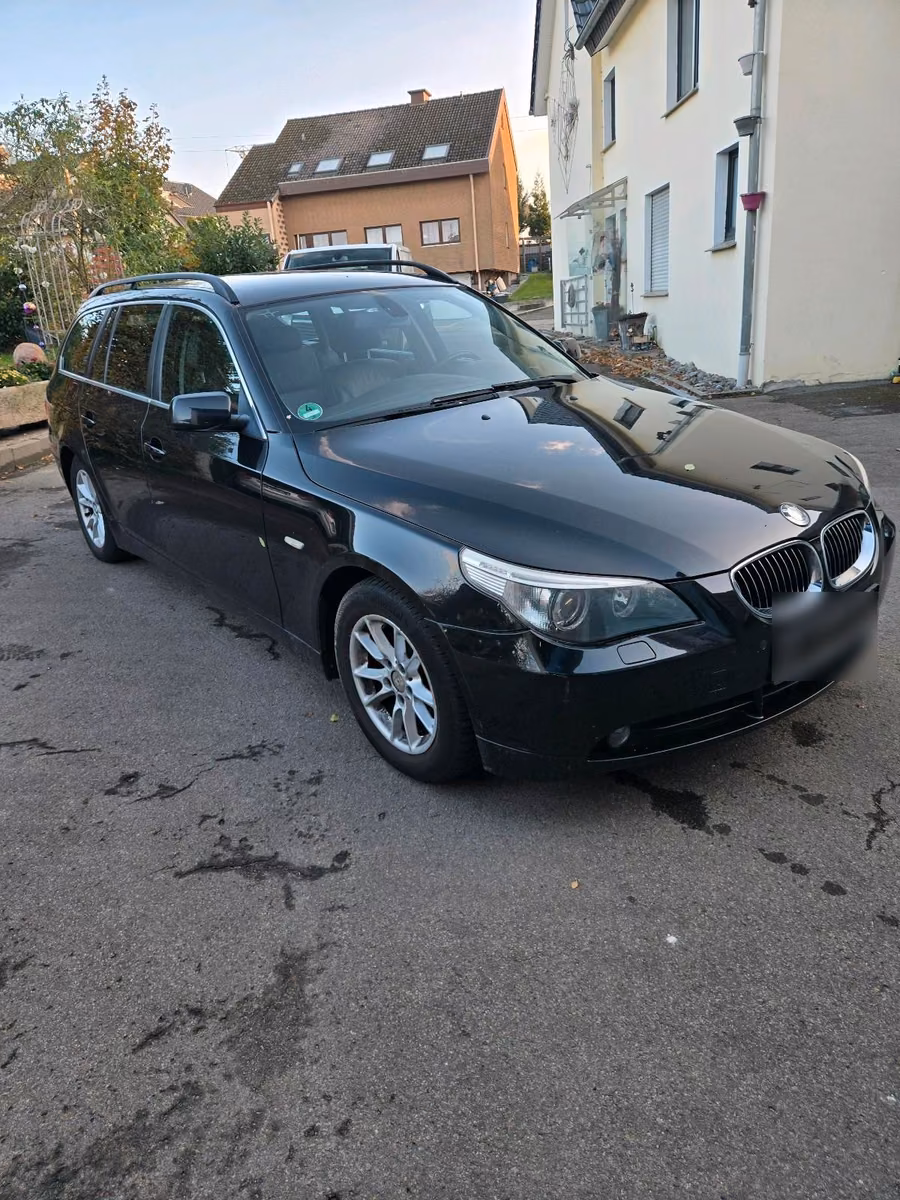 BMW 523