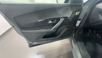 Peugeot 2008 - 8