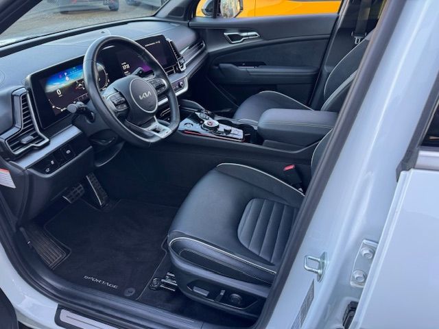 Fahrzeugabbildung Kia Sportage GT-Line 4WD AHK PANO 360° H/K LEDER 19"