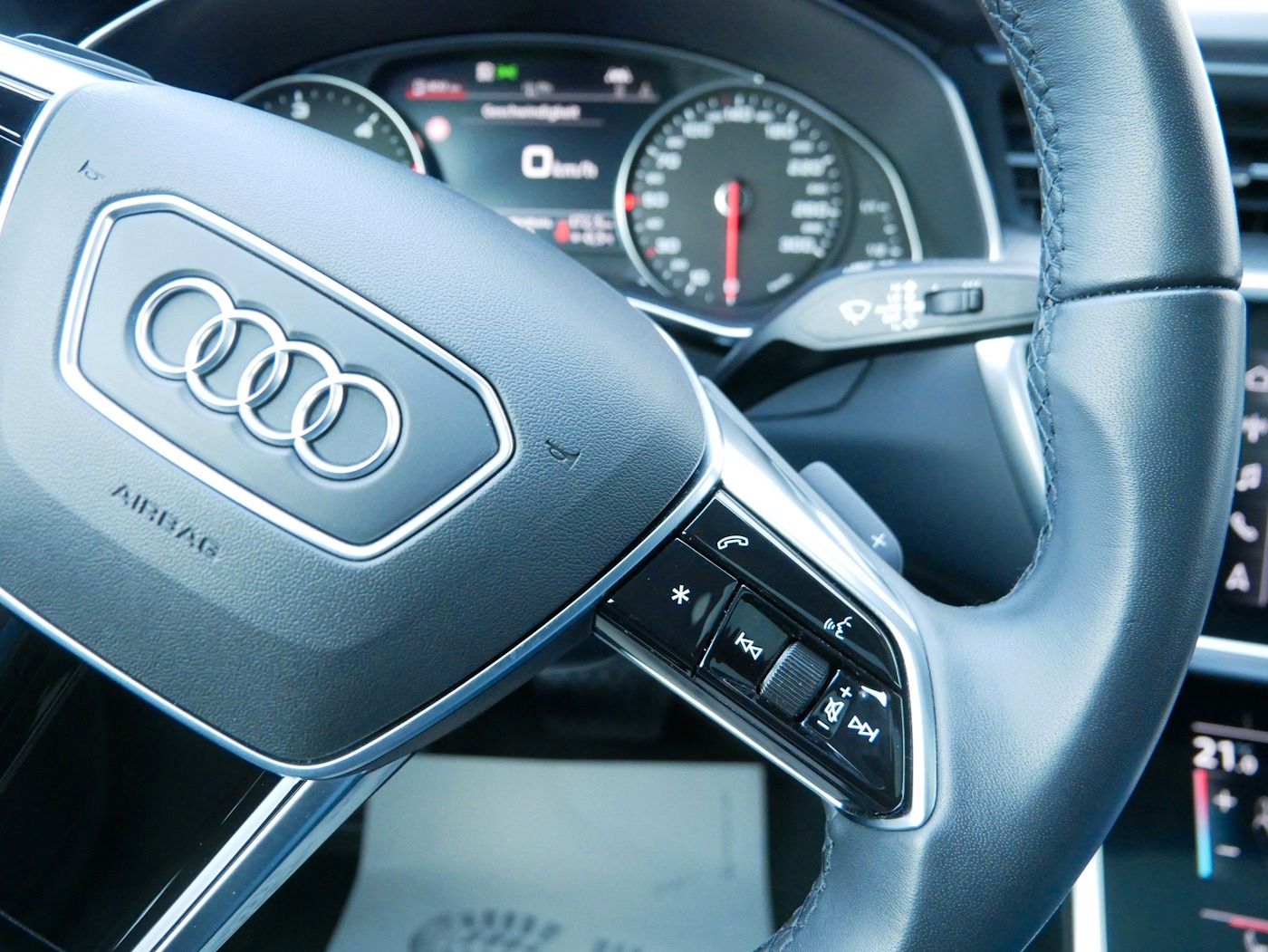 Fahrzeugabbildung Audi A6 Lim 40 TDI Sport Schiebedach 360° MATRIX SHZ