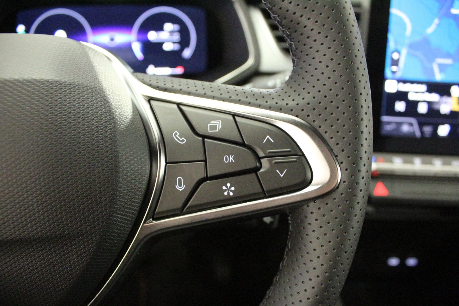 Fahrzeugabbildung Renault Captur TCe 115 KISS Sondermodell *Winter-Pak*Nav