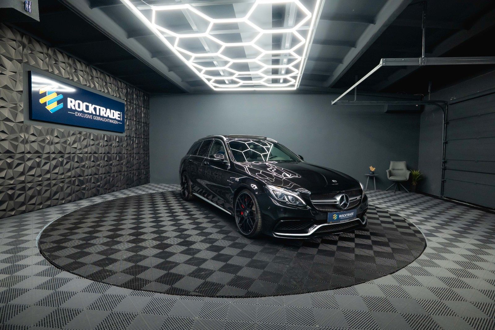 Fahrzeugabbildung Mercedes-Benz C 63 S T AMG Performance *Pano*Burmester*LED*