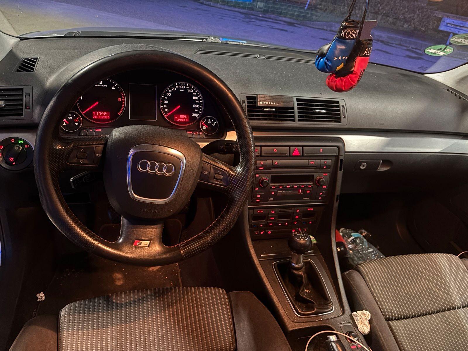 Audi A4 2006 — photo 6