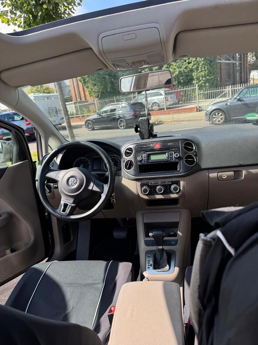 Volkswagen Golf Plus 2010 — photo 12