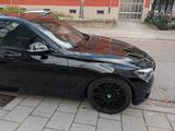 BMW 330 Gran Turismo Gran Turismo 330i xDrive Ad... - schwarze BMW 330 Gran Turismo