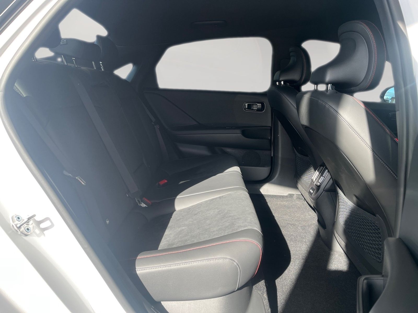 Hyundai IONIQ 6 – Bild 13