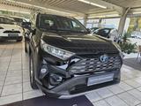 Toyota RAV4 Hybrid RAV 4 2.5 4x4 Team Deutschland - gebrauchte Toyota RAV 4 aus dem Jahr 2021