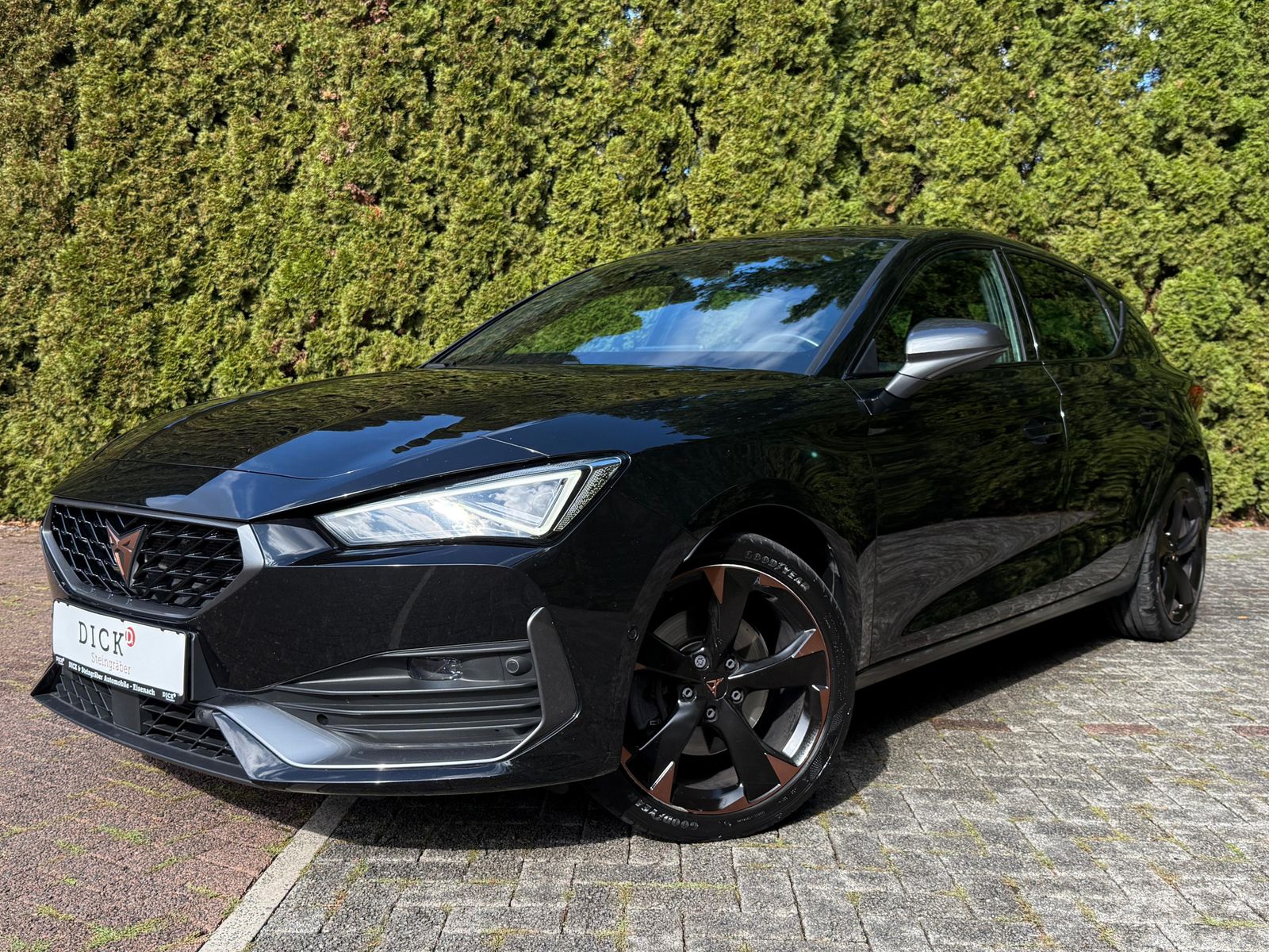 Cupra Leon 1.5 eTSI DSG MATRIX+NAVI+BEATS+SHZ+KAM+ACC+ imagem 3