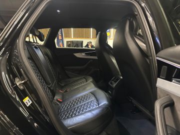 Audi RS4 Avant 2.9 TFSI quattro*HUD*Navi*Klima*SHZ*BT