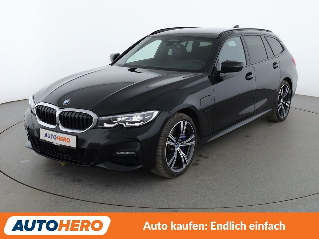 Image of BMW 330