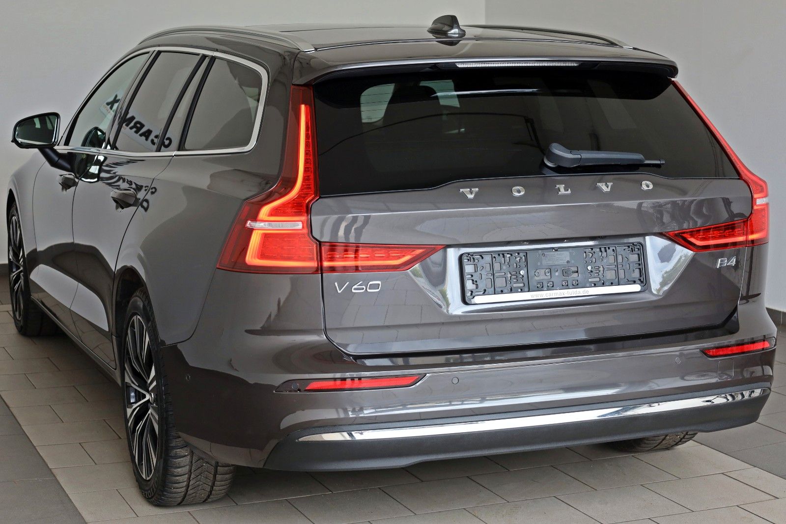 Fahrzeugabbildung Volvo V60 Kombi Plus Bright Leder,Navi,LED,PanDach,ACC