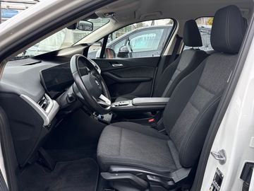 BMW 225e xDrive DAB Parkassistent Shz