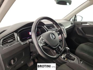 Volkswagen Tiguan - 8