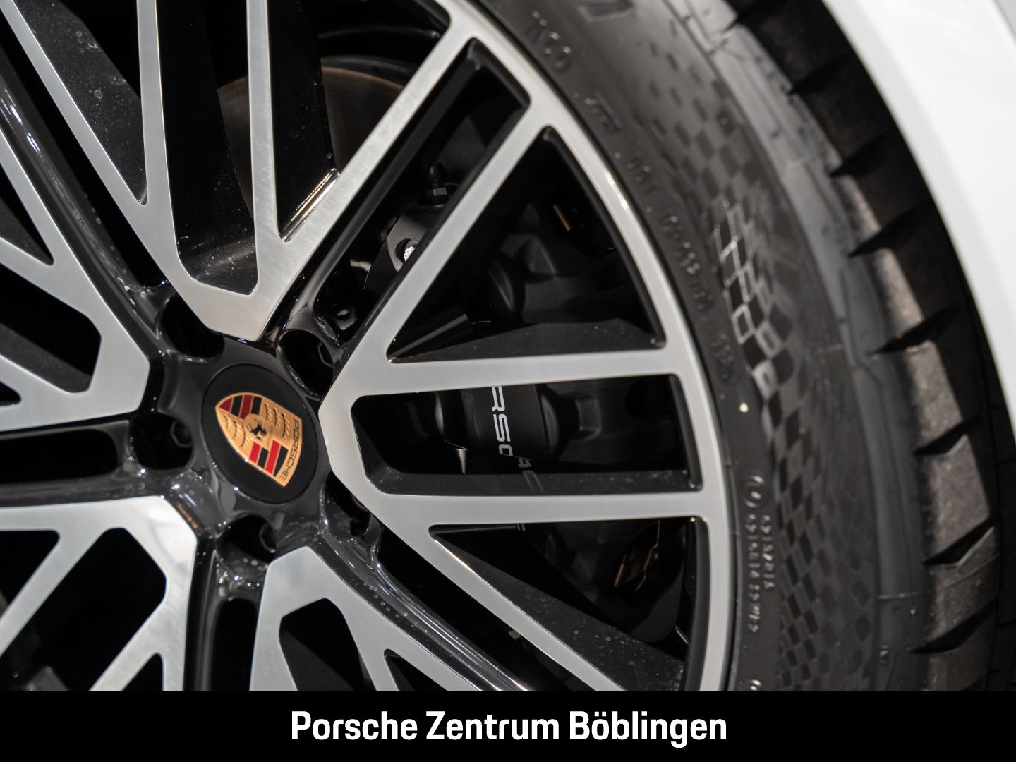 Porsche Cayenne Black Edition HA-Lenkung Head-Up 22-Zoll foto 15