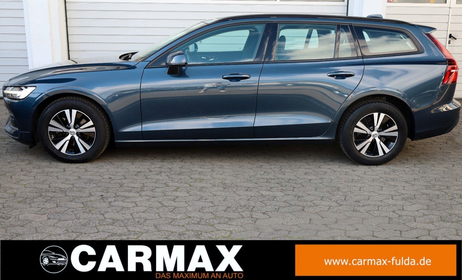 Fahrzeugabbildung Volvo V60 Momentum Core,Navi,LED,DAB,PDC,AHK
