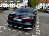 Audi S8 4.0 TFSI quattro NP: 194.000 AHK/Standheizung - blaue Audi S8