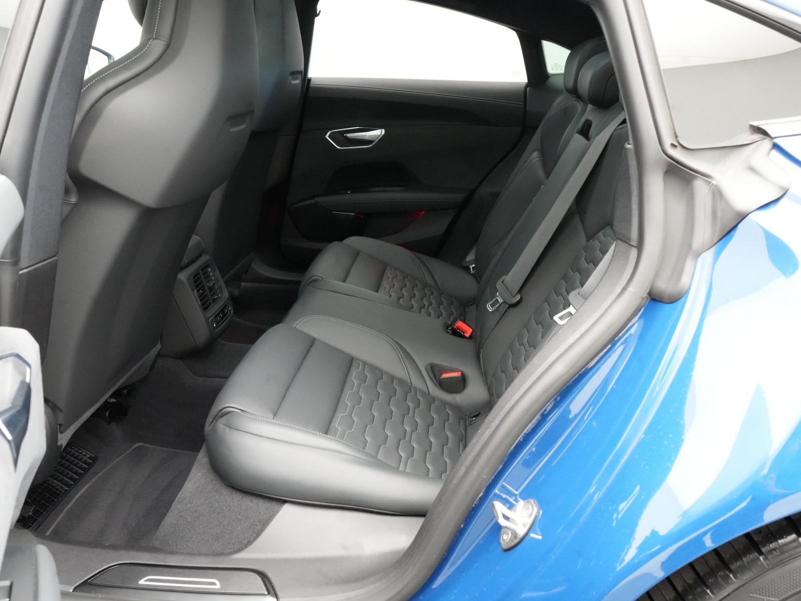 Audi e-tron GT RS LASER PANO NACHTSICHT LUFT KERAMIK