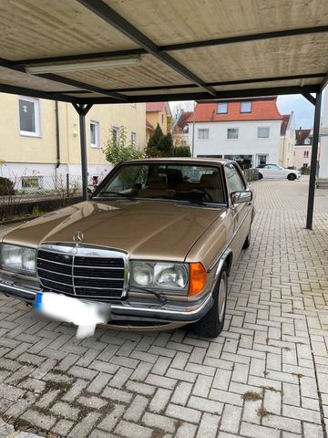 Mercedes-Benz Mercedes Benz 1983 CE230 H-Kennzeichen Old...