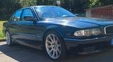 BMW 740i A - - BMW 740: Blau