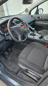 Peugeot 3008 Active 120 VTi Active - Peugeot 3008: Active