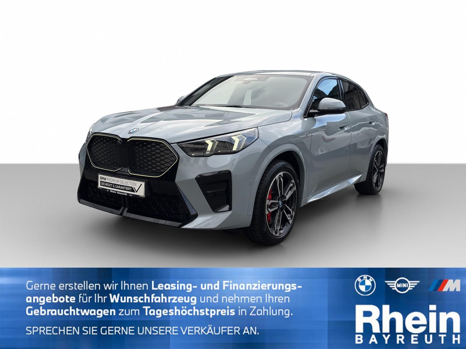 BMW iX2 xDrive30 M Sport Navi AdapLED HUD Hifi Park+