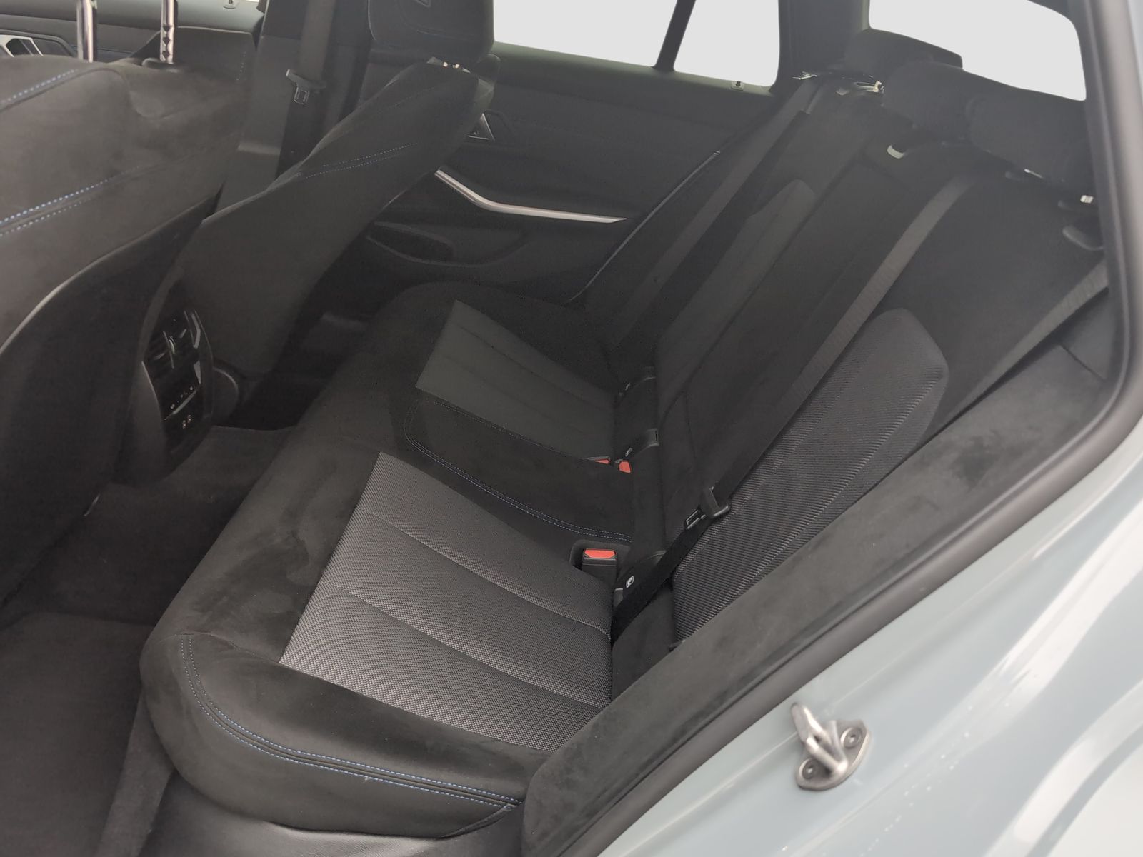 BMW 320 - Bild 9