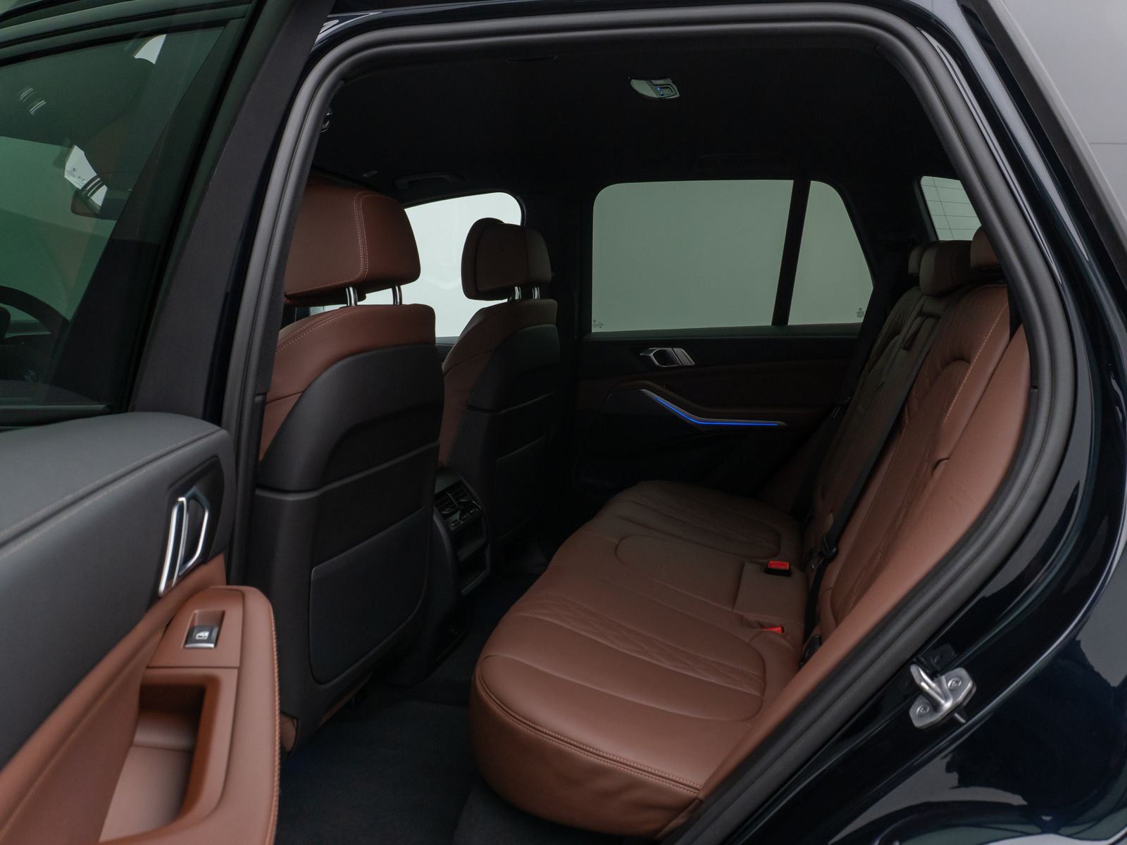 Fahrzeugabbildung BMW X5 xD40d M Sport 360° Laser HUD DAB Individual