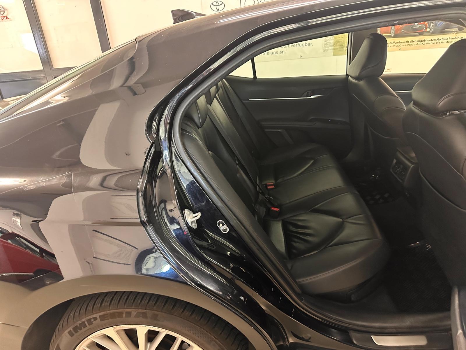 Toyota Camry Hybrid Executive