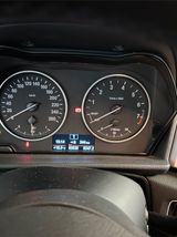 BMW Navi, PDC, AHK abnehmb., Sitzhzg. - BMW 218 Active Tourer von privat