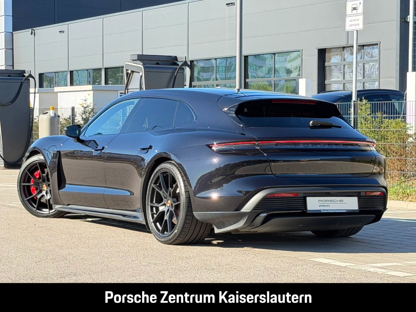 Porsche Taycan GTS Sport Turismo imagem 3