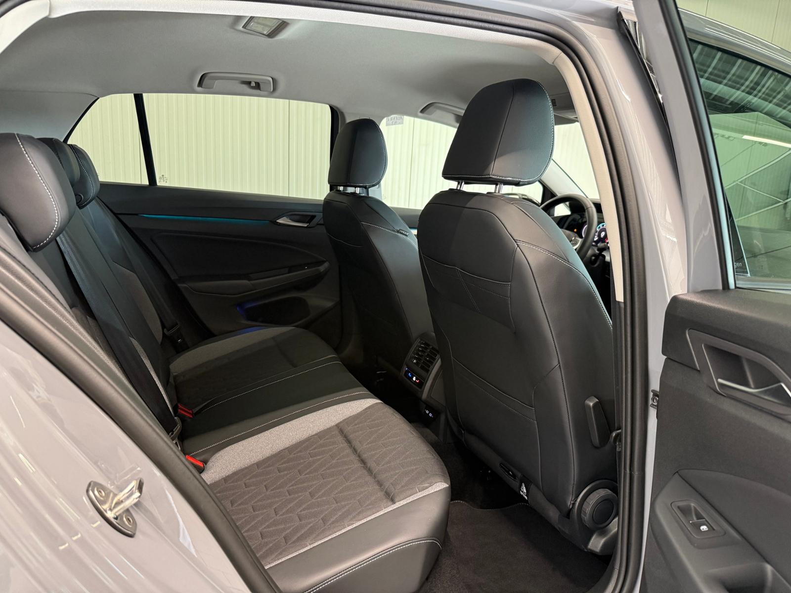 Volkswagen Golf VIII Goal 1.5 eTSI DSG LED RFK SHZ ACC, миниатюра 21