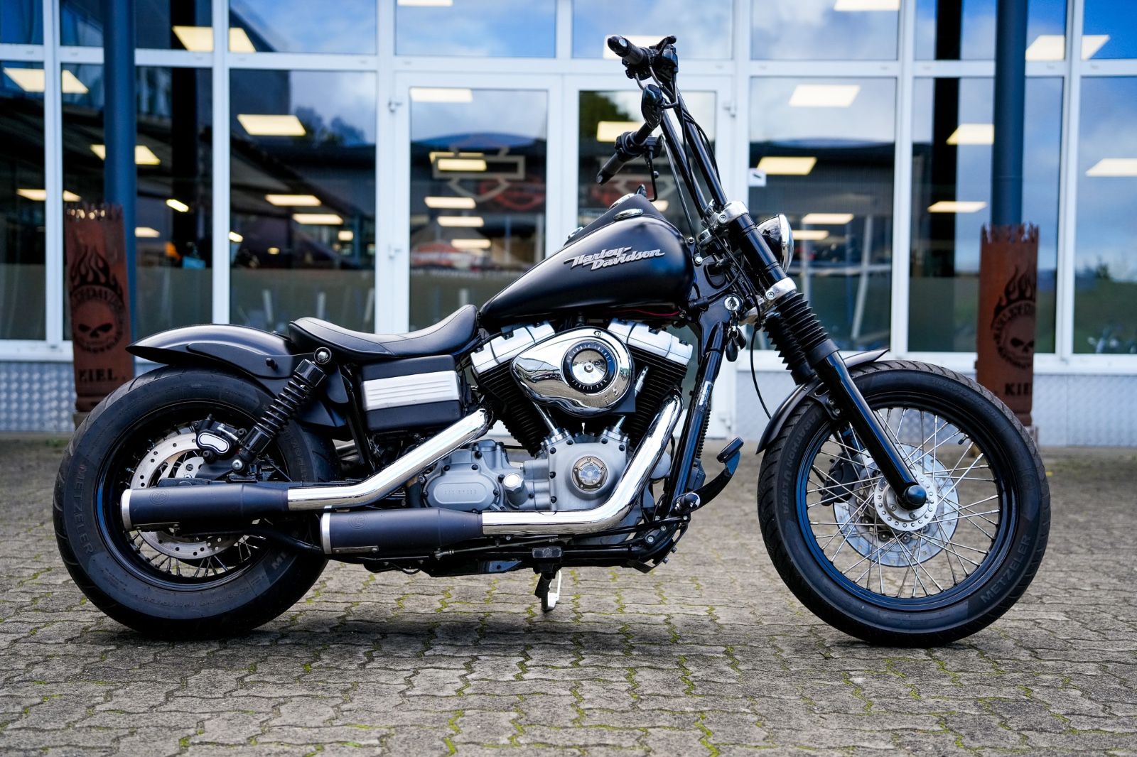 Fahrzeugabbildung Harley-Davidson FXDB Dyna Street Bob Twin Cam 96- Kesstech - Ape