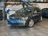 Skoda Superb Combi Exclusive *Navi*BiXenon* - Skoda Superb: Exclusive