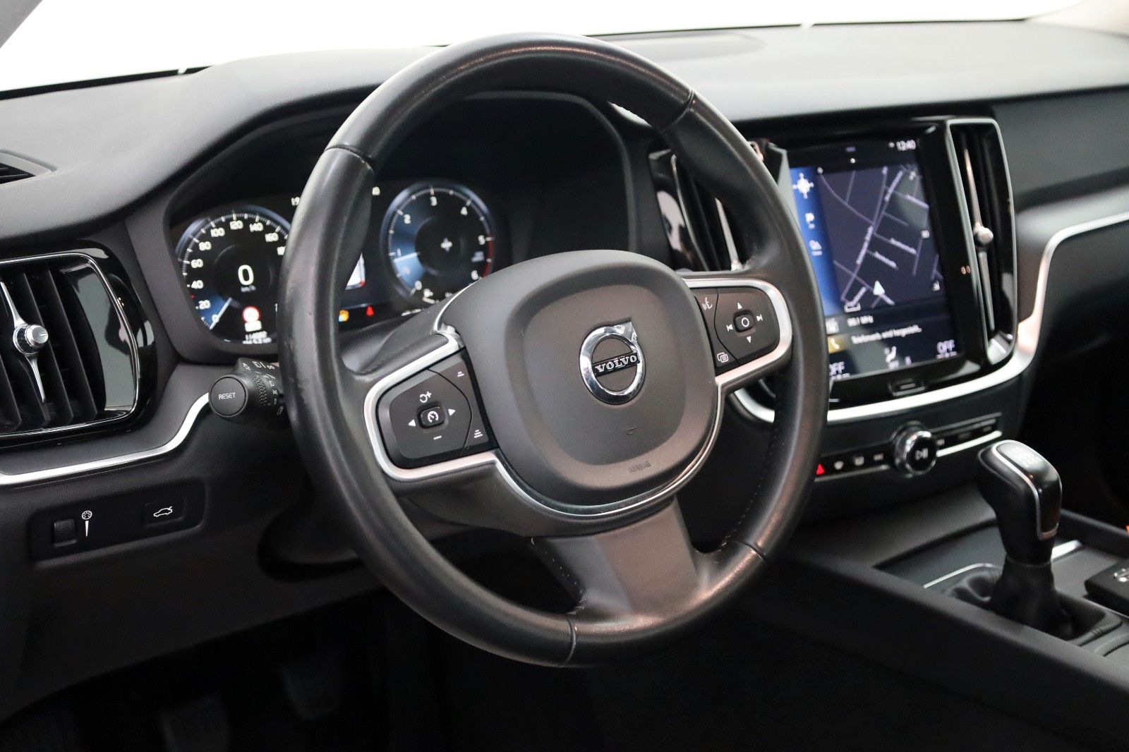 Fahrzeugabbildung Volvo V60 ,Navi,LED, PDC, 2 Zonen-Klima, 1.Hand