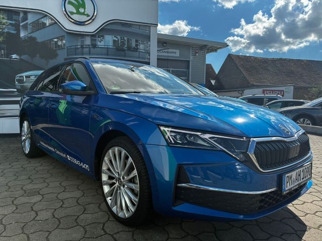 SKODA Octavia Combi Tour 2,0 TDI 110kW 7-Gang-DSG