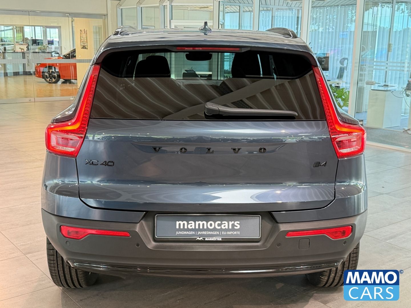 Volvo XC40 B4 Plus Black Edition ACC/BLIS/360°/H&K/STH foto 5