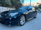 BMW Auto BMW e61 530d - BMW 530: E61