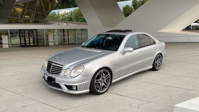 Mercedes-Benz Mercedes Benz E63 AMG W211