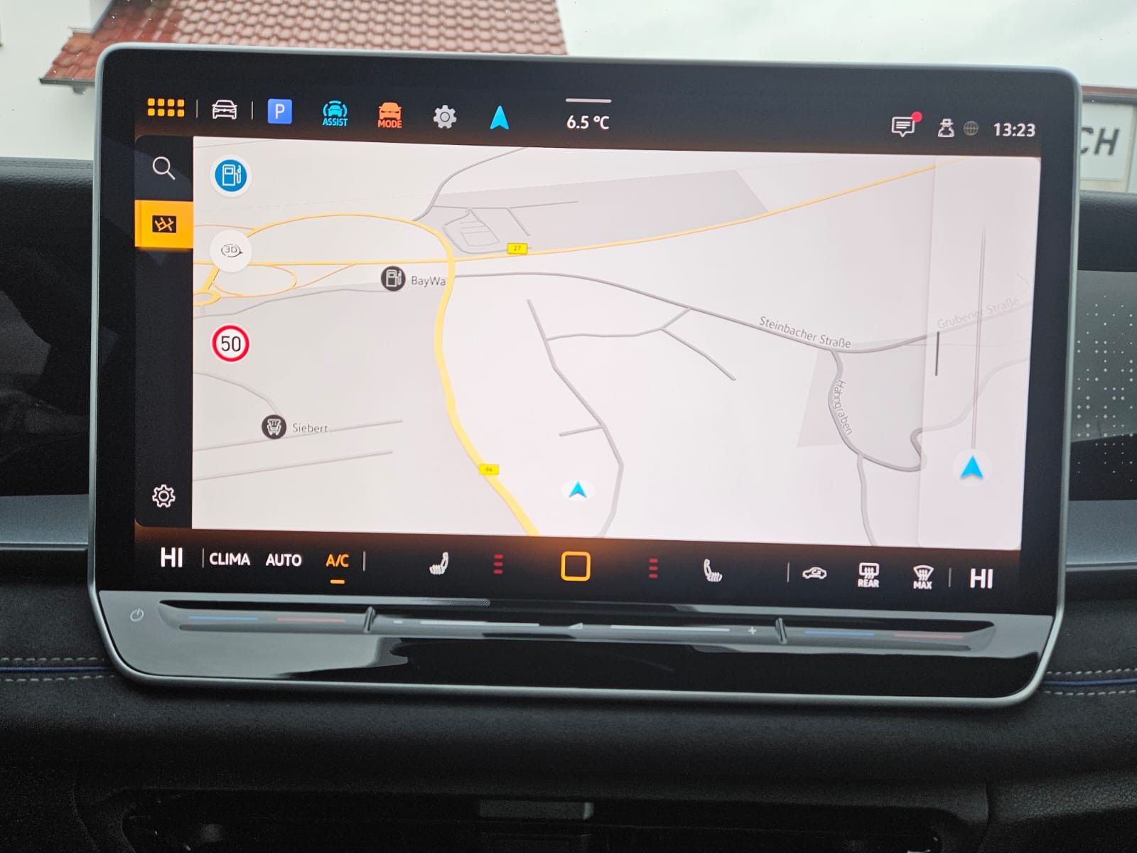 Fahrzeugabbildung Volkswagen Tayron 2.0 TDI 4M R-Line BLACK*7Si*MATRIX*PANO