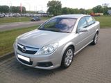 Opel Vectra C 1,6l 16V Sitzhzg ALU Scheckheft TÜV neu - Opel Vectra aus 2008: C